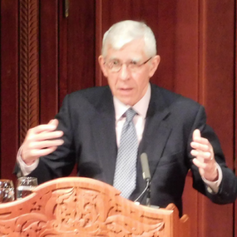 Jack Straw at the lectern